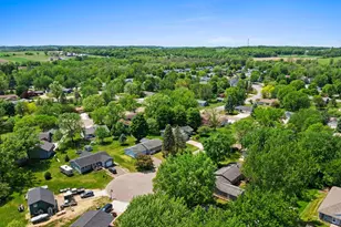 305 Spruce Dr, Woodville, WI 54028 - Photo 4