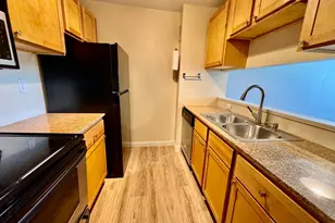 1181 Edgcumbe Rd, Saint Paul, MN 55105 - Photo 6