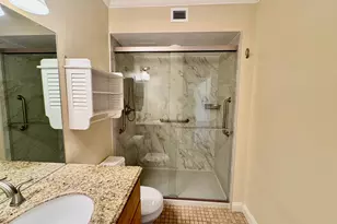 1181 Edgcumbe Rd, Saint Paul, MN 55105 - Photo 12