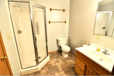 915 Fuller Street S, Shakopee, MN 55379 - Photo 10