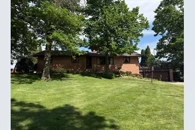 2105 Linn Drive, Owatonna, MN 55060 - Photo 2