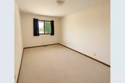2105 Linn Drive, Owatonna, MN 55060 - Photo 30