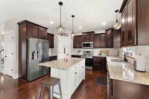 20693 Frost Ct, Lakeville, MN 55044 - Photo 6