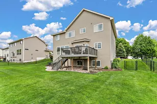 20693 Frost Ct, Lakeville, MN 55044 - Photo 4