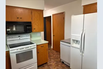 306 E 5th Street N, Truman, MN 56088 - Photo 24