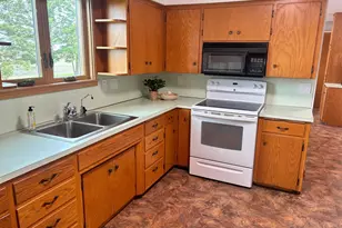 306 E 5th St N, Truman, MN 56088 - Photo 4