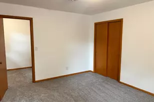 306 E 5th St N, Truman, MN 56088 - Photo 10