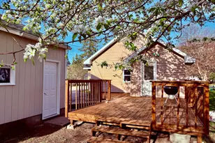 1118 11th Ave, International Falls, MN 56649 - Photo 4