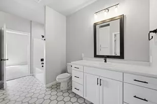 2600 74th Avenue S, Fargo, ND 58104 - Photo 8