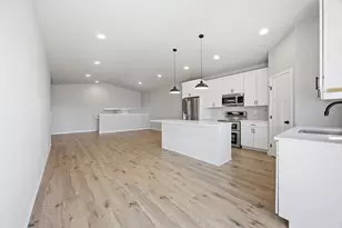 2600 74th Avenue S, Fargo, ND 58104 - Photo 4