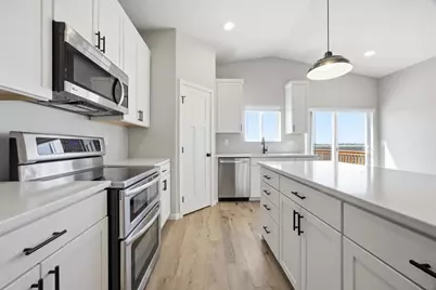 2600 74th Avenue S, Fargo, ND 58104 - Photo 2