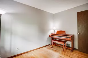 15841 N Hillcrest Ct, Eden Prairie, MN 55346 - Photo 24