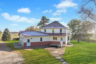 17238 County Hwy 46, Vesta, MN 56292 - Photo 4