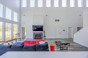 1021 Gardner St E, Wayzata, MN 55391 - Photo 24
