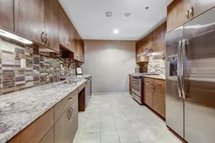 1120 S 2nd St, Minneapolis, MN 55415 - Photo 30