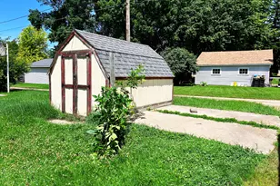 206 E Broadway St, Starbuck, MN 56381 - Photo 28