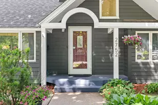 2752 Brunswick Ave S, Saint Louis Park, MN 55416 - Photo 2