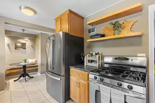 2752 Brunswick Ave S, Saint Louis Park, MN 55416 - Photo 10