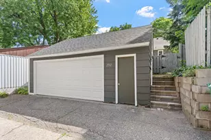 2752 Brunswick Ave S, Saint Louis Park, MN 55416 - Photo 36