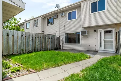 2260 30 1/2 Avenue S, Fargo,  58103 - Photo 2