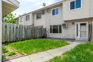 2260 30 1/2 Ave S, Fargo,  58103 - Photo 2