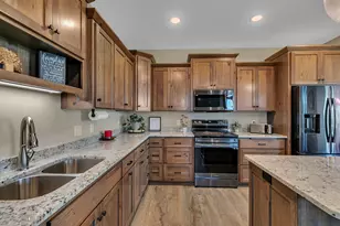 2108 Lindas Ct, Sartell, MN 56377 - Photo 4