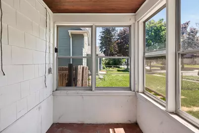 1041 Magnolia Avenue E, Saint Paul, MN 55106 - Photo 6