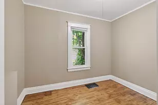 1041 Magnolia Ave E, Saint Paul, MN 55106 - Photo 18