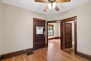 1041 Magnolia Ave E, Saint Paul, MN 55106 - Photo 10
