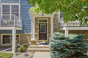 1842 Colonial Ln, Chanhassen, MN 55317 - Photo 36