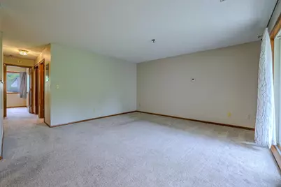 1225 Ferndale Street N #B1, Maplewood, MN 55119 - Photo 4
