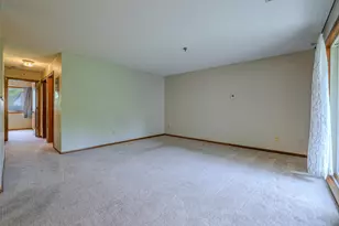 1225 Ferndale St N, Maplewood, MN 55119 - Photo 4