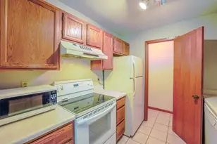 1225 Ferndale St N, Maplewood, MN 55119 - Photo 10