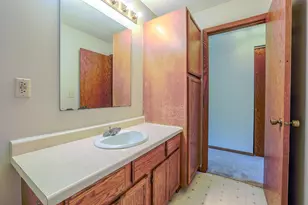 1225 Ferndale St N, Maplewood, MN 55119 - Photo 14