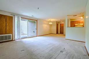 1225 Ferndale St N, Maplewood, MN 55119 - Photo 2