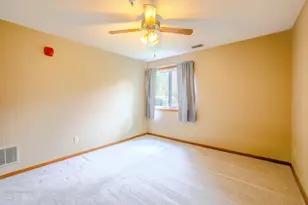 1225 Ferndale St N, Maplewood, MN 55119 - Photo 20