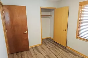 5377 Quincy St, Mounds View, MN 55112 - Photo 16