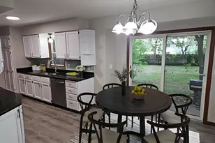7025 Grimes Ave N, Brooklyn Center, MN 55429 - Photo 4