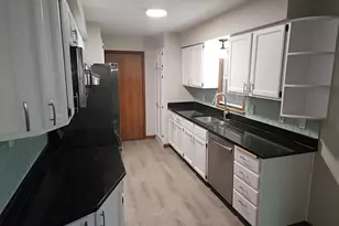 7025 Grimes Ave N, Brooklyn Center, MN 55429 - Photo 8