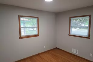 7025 Grimes Ave N, Brooklyn Center, MN 55429 - Photo 24