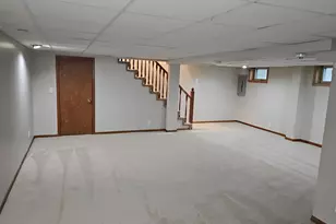 7025 Grimes Ave N, Brooklyn Center, MN 55429 - Photo 40