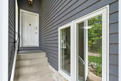 17700 Arrowhead Trail, Minnetonka, MN 55345 - Photo 4