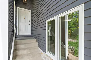 17700 Arrowhead Trail, Minnetonka, MN 55345 - Photo 4