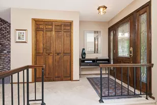8127 Pennsylvania Cir, Bloomington, MN 55438 - Photo 4
