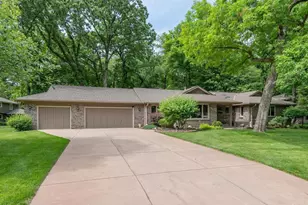 8127 Pennsylvania Cir, Bloomington, MN 55438 - Photo 36