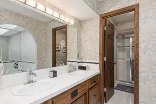 8127 Pennsylvania Cir, Bloomington, MN 55438 - Photo 18