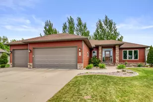 5831 Autumn Dr S, Fargo, ND 58104 - Photo 2
