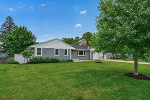 6037 York Ave S, Edina, MN 55410 - Photo 2
