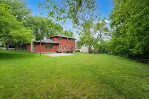 2514 Northridge Ln NE, Rochester, MN 55906 - Photo 4