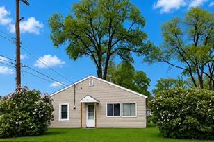 635 1st St NE, Saint Cloud, MN 56304 - Photo 1